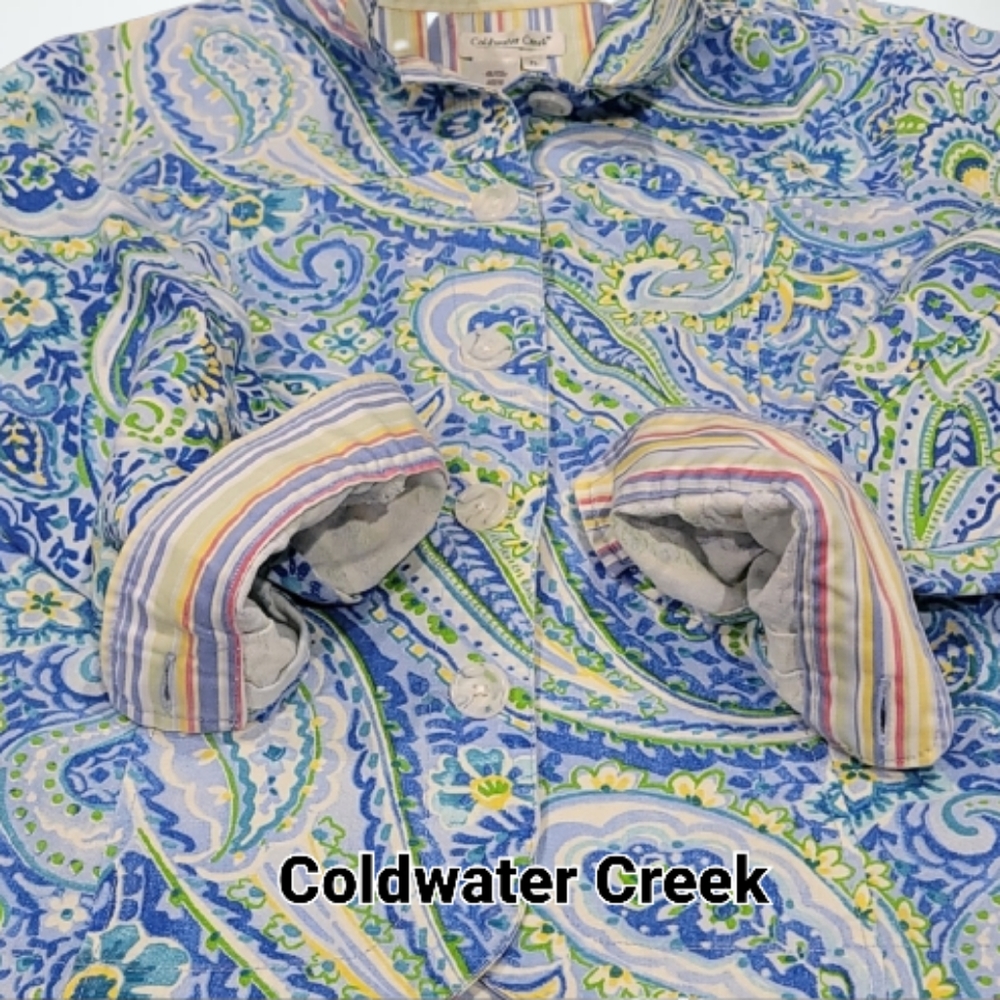 Jean Jacket; Paisley Blue Design; Large Petite NWT Cute with Jeans & White Pants - Picture 3 of 6